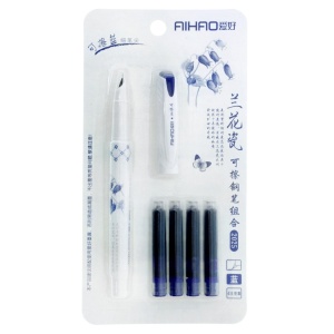 Stilou plastic cu 4 rezerve Aihao alb-bleu 2025