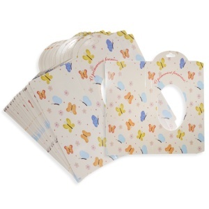 Cutie carton martisor crem cu fereastra model fluturi 5x13x0,7cm 20/set