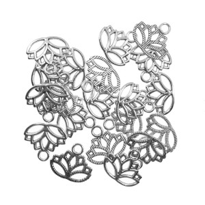 Pandantiv metalic argintiu floare de lotus 17x15mm 20/set