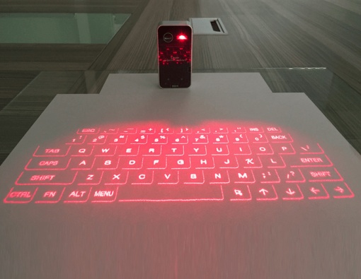 Tastatură Bluetooth și Usb, pentru mobil, tabletă sau televizor smart cu baterie proprie