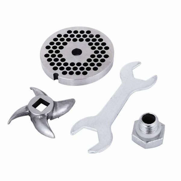 Masina de tocat carne Horeca DenisNetwork Nr.22 realizata din inox alimentar si aluminiu rezistent, prevazuta cu 3 site (4.5 mm, 6 mm si 8 mm) si 3 palnii pentru umplut carnati. Solutia perfecta pentru procesarea rapida a carnii si prepararea produselor t