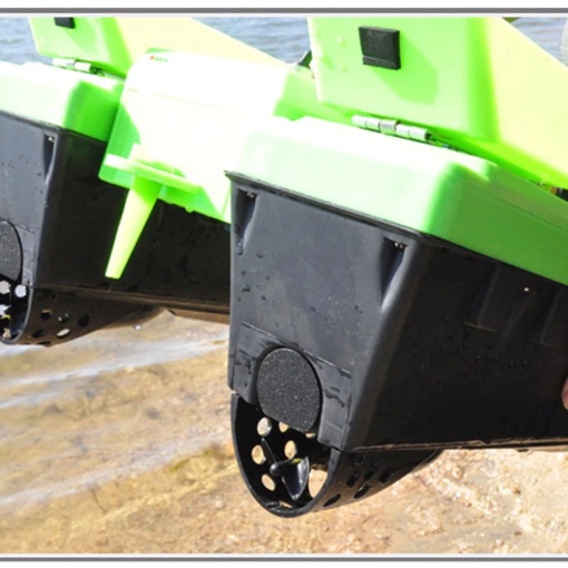 Boat/Model fishing boat planted and baited with Flytec D15 remote control, 3 tanks, 2 motors, 2x 5200mAh batteries - Img 7