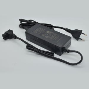 Adaptor alimentare 220V la 14V cu mufă ștecher, ieșire 14V pentru frigidere auto - DenisNetwork