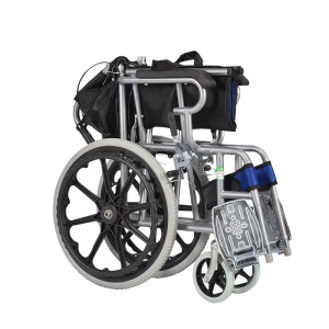 scaun rulant pliabil profesional Dr Denis greutate 12 kg mobilitate redusa seniori