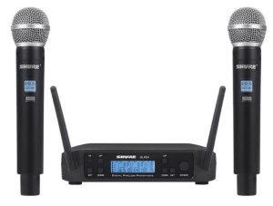 Комплект от 2 професионални безжични микрофона Shure GLXD4 UHF с LCD дисплей, 200 честоти, XLR и Jack изход за караоке, DJ и събития.