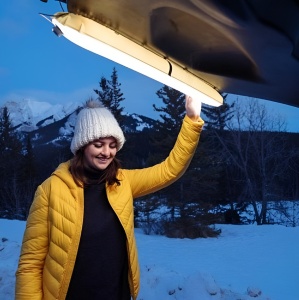 Преносима, надуваема и ултра издръжлива LED лампа – идеална за къмпинг и приключения!