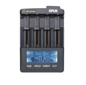Încărcător acumulatori OPUS BT-C3100 V2.2 inteligent Li-Ion/NiCd/NiMH, rapid, 4 sloturi, capacitate maxima 20.000mAH