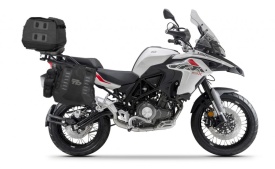 Set of SHAD TERRA TR40 adventure saddlebags and SHAD TERRA rear bag TR50, including mounting kit SHAD BENELLI TRK 502X