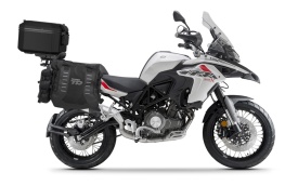 Set of SHAD TERRA TR40 adventure saddlebags and SHAD TERRA aluminium top case TR55 PURE BLACK, including mounting kit SHAD BENELLI TRK 502X