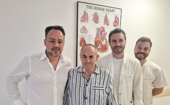 Premieră la S.U.U.B : înlocuire valvulară aortică complet endoscopică