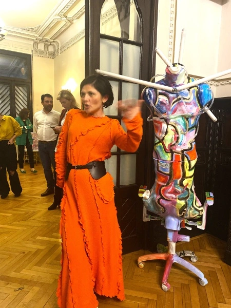 Anger ( Furia) -Instalate de arta moderna, contemporana