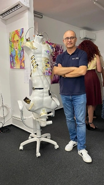"Reflexia Ego-ului ", instalatie de arta abstracta, moderna, contemporana., Alin Ladaru