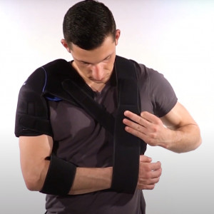 SHOULDERFREEZ® Orteză de umăr cu crioterapie Enlife