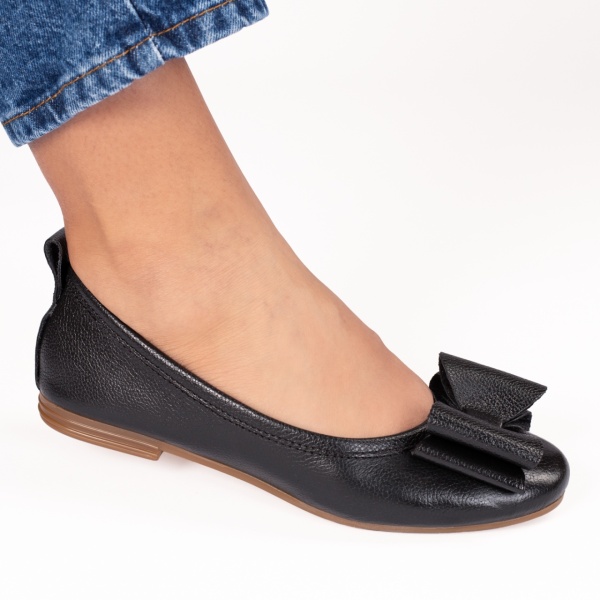 Balerini dama 203 negru