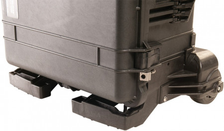 Suport și roți la un troler rigid Peli 1610M Mobility Case