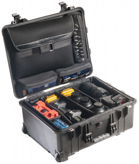 Troler foto rigid Peli Studio Case 1560SC
