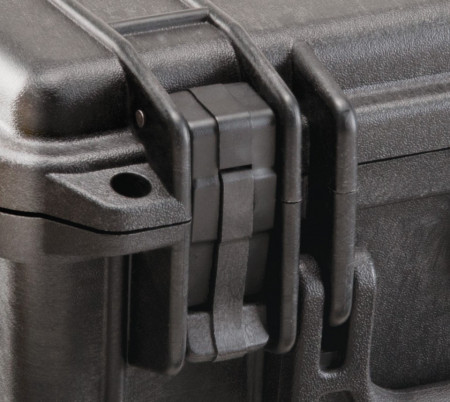 Închizătoare la o geantă rigidă submersibilă Peli SmallCase 1150