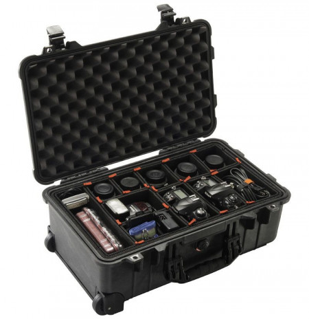 Kit TrekPak Divider utilizat la o geanta Peli 1510TP pentru a organiza echipamentul de lucru