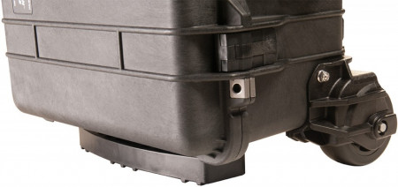 Roți din oțel la geanta rigidă Peli 1560M Protector Mobility Case
