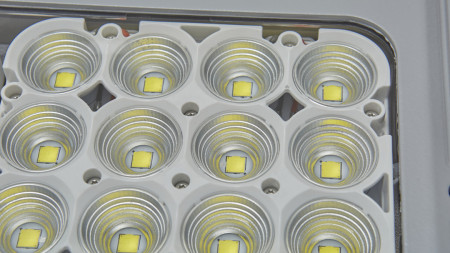 Led-uri la un proiector antiex LFX2S-32-50 180W Floodlite