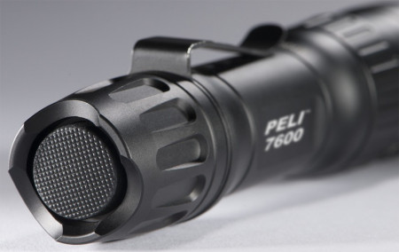 Lanternă poliție Peli Tactical Flashlight 7600