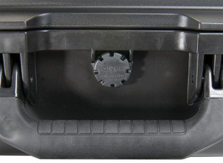 Valvă Vortex™ pentru depresurizare la o geantă de protecție Peli Storm Case iM2306