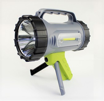 Trepied la un proiector multifuncțional Foton L10B cu LED de 10W