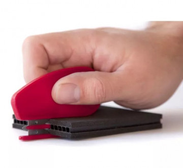 Cutter utilizat pentru sistemele Peli TrekPak