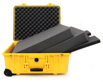 Troler rigid Peli Protector Large Case 1560 Galben cu burete Pick N Pluck
