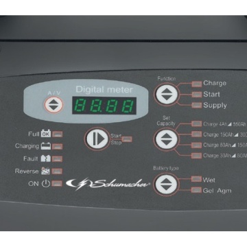 Desplay la redresorul profesional cu functie de pornire Titan 100 12/24V 70A
