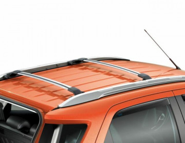 Set bare transversale montate pe un Ford EcoSport 