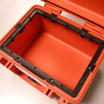 Geanta rigida etansa Peli™ MediumCase 1550 Orange cu panel frame