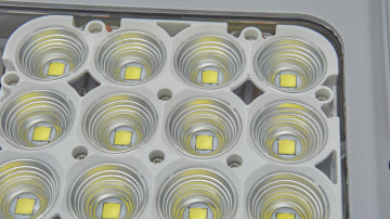Led-uri la un proiector antiex LFX2S-32-50 180W Floodlite