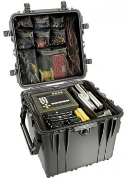 Geantă rigidă Peli 0340 Cube Case cu divider