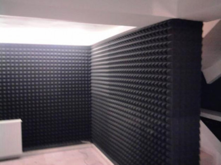 Burete acustic &amp; izolator fonic pentru Studio / Home Cinema Autoadeziv 100x100x3 cm