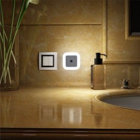 Lampa de veghe 3D White Bright Lamp - Veioza Smart Led cu senzor de lumina incorporat