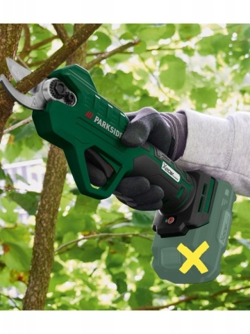Foarfeca pentru crengi Parkside 20V Pentru taierea puternica a crengilor cu grosimea de pana la 28 mm in lemn de esenta moale si 15 mm in lemn de esenta tare