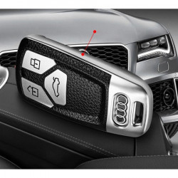 Husa de protectie Luxury Line pentru cheia auto Audi reprezinta o optiune deosebita pentru orice posesor de Audi care isi doreste sa-si protejeze cheia. Aceasta husa de protectie de inalta calitate este confectionata dintr-un material durabil, oferind o p