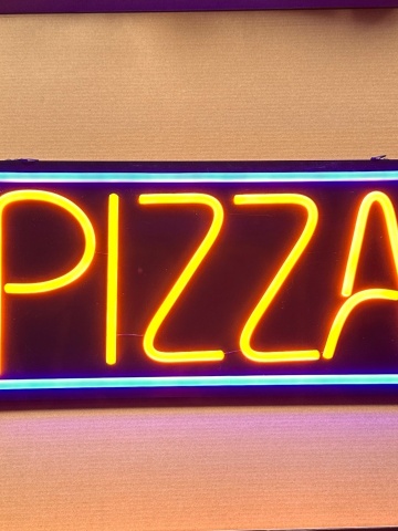 Reclama Luminoasa Neon LED " PIZZA" – Atrage Clientii Instant