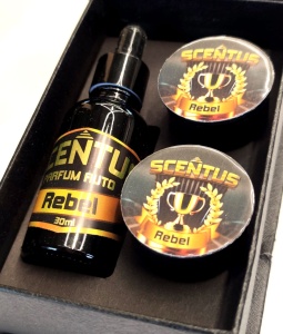 2 car air fresheners and a 30ml bottle of perfume.