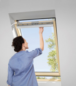 Fereastra de mansarda si rama Velux Standard Plus GLL 1061 - Img 2
