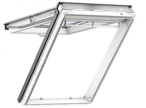 Fereastră de mansardă VELUX GPU 0066 cu deschidere de jos, articulare superioară
