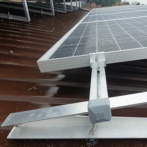 structură de susținere panouri fotovoltaice pe beton