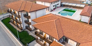 Țiglă Ceramică Tondach Veneton 13 – Eleganță Mediteraneană - Img 2