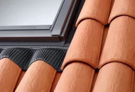 Fereastra de mansarda si rama Velux Standard Plus GLL 1061 - Img 5