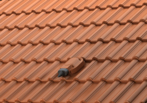 Kit complet trecere cabluri panouri fotovoltaice acoperiș Romana