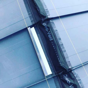 Grosime și profil bandă etanșare coamă 150mm lungime 5m gri antracit