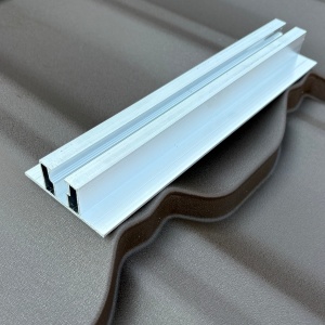 Clema de mijloc fixata pe sina mini rail aluminiu 24.5 mm pentru panou fotovoltaic