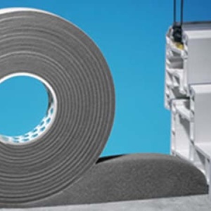 Detaliu expansiune maxima 50mm banda autoadeziva etansare 20x50mm
