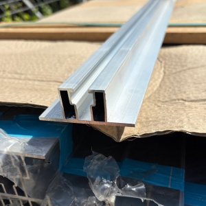 Profil Aluminiu 24.5 mm x 4,3 ml– Șină Montaj Panouri Fotovoltaice - Img 4